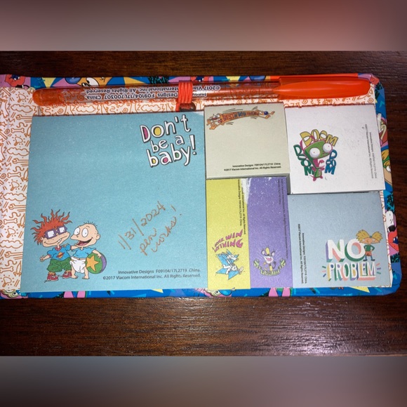 Nickelodeon Memo Pad with Pen - Picture 6 of 6